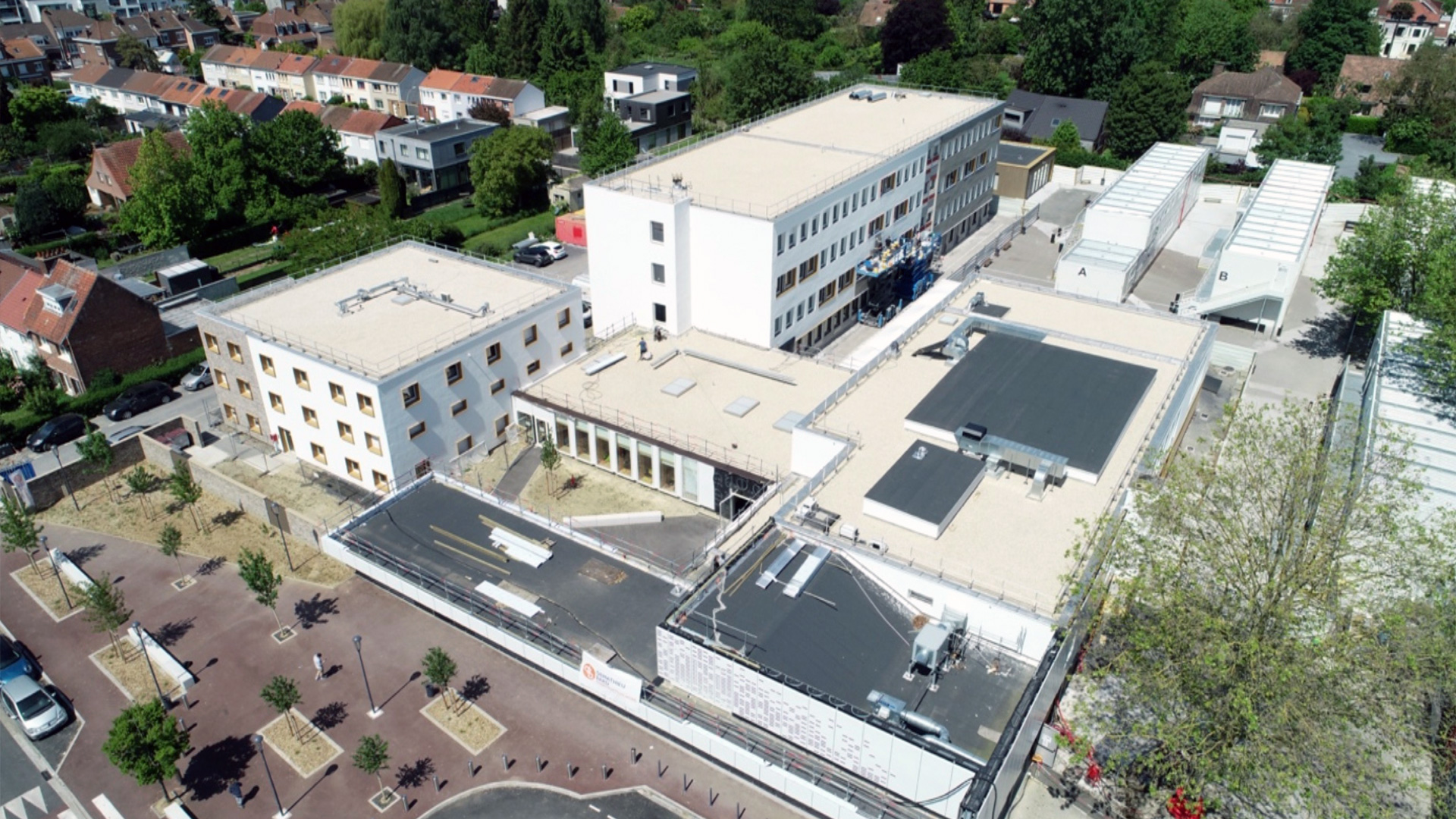 nord-toitures-college-rouge-barre-marq-en-baroeul-etancheite-beton