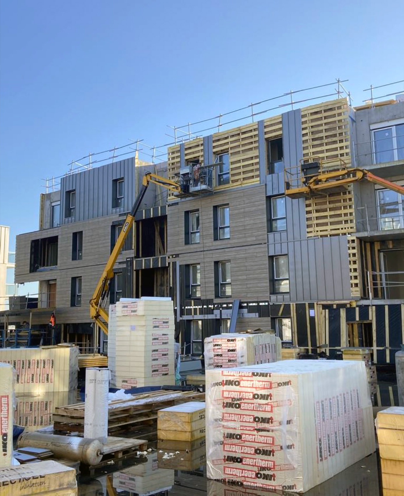 nord-toitures-residence-senior-lesquin-etancheite-beton-toiture-vegetale-bardage-zinc